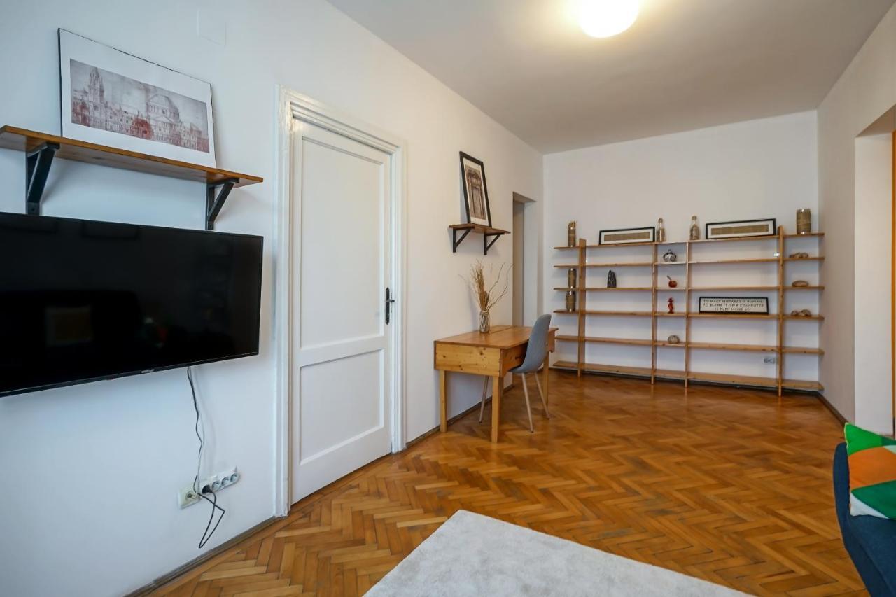Apartamento Apartament Universitate - Centrul Vechi Bucarest Exterior foto